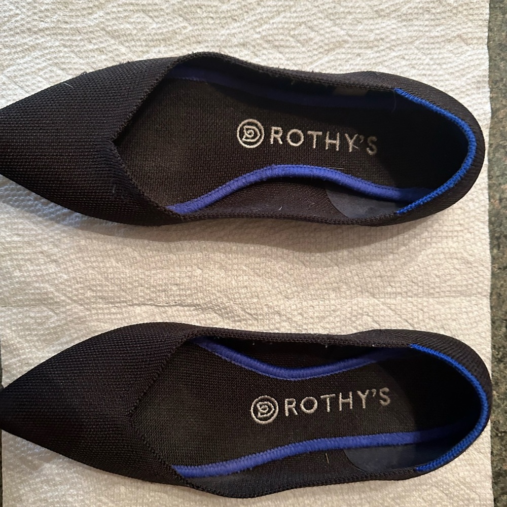 Rothy’s point shoes. 8.5. Great condition